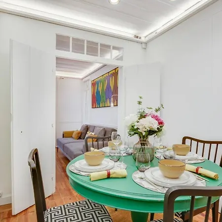Golden Cage Chiado - Charm Historic And Cozy Lisbona
