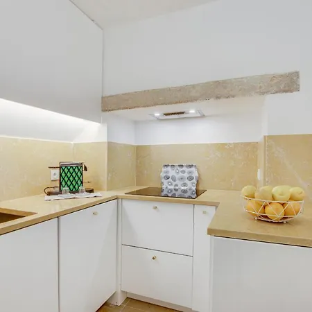 Golden Cage Chiado - Charm Historic And Cozy