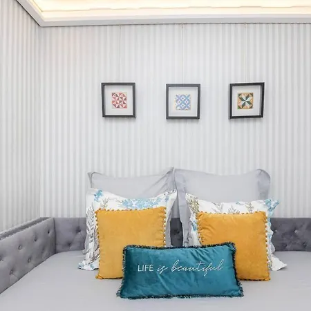 Golden Cage Chiado - Charm Historic And Cozy Apartment Lissabon