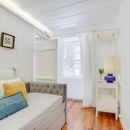 Golden Cage Chiado - Charm Historic And Cozy * ליסבון